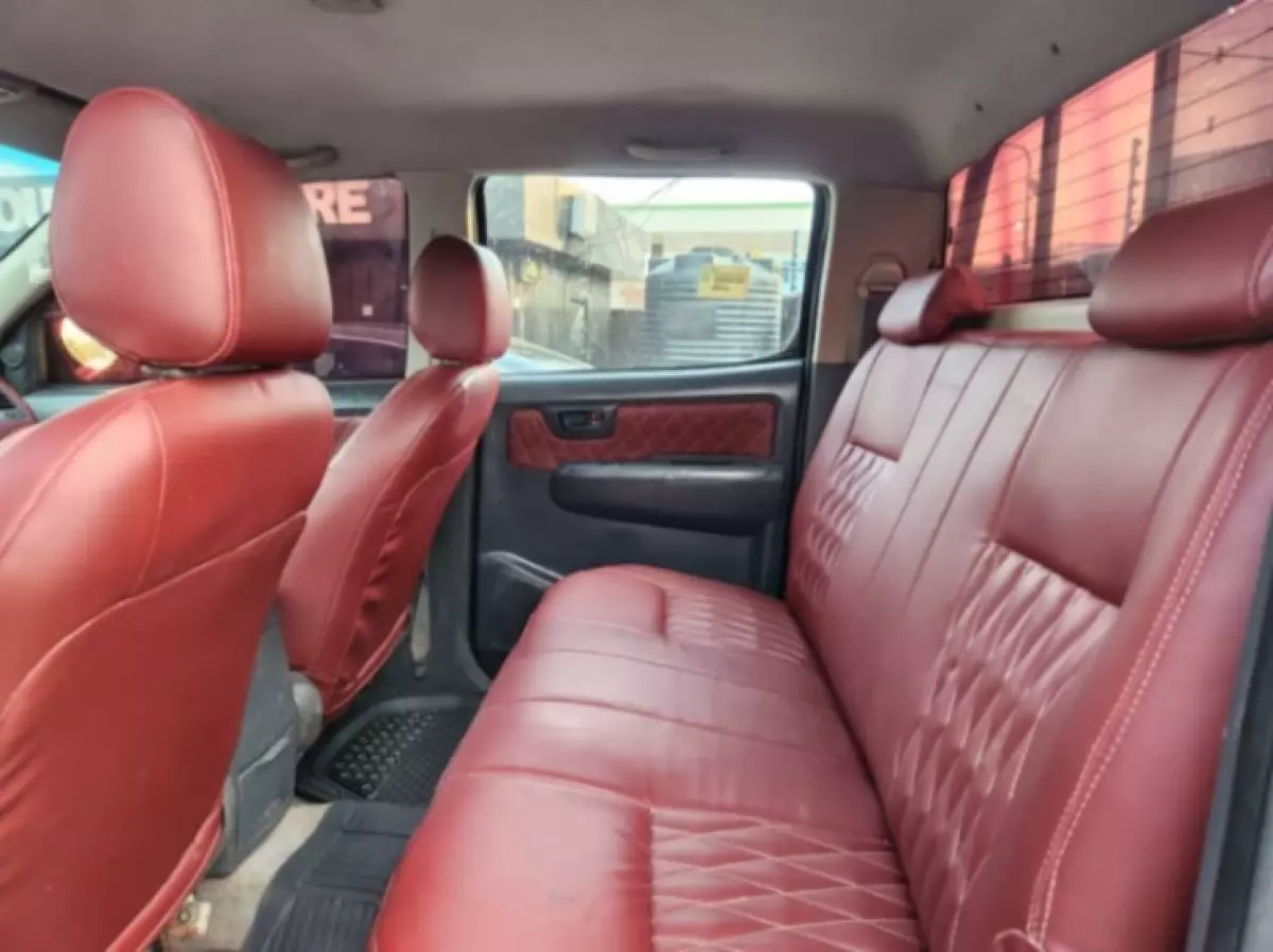 interiorBack