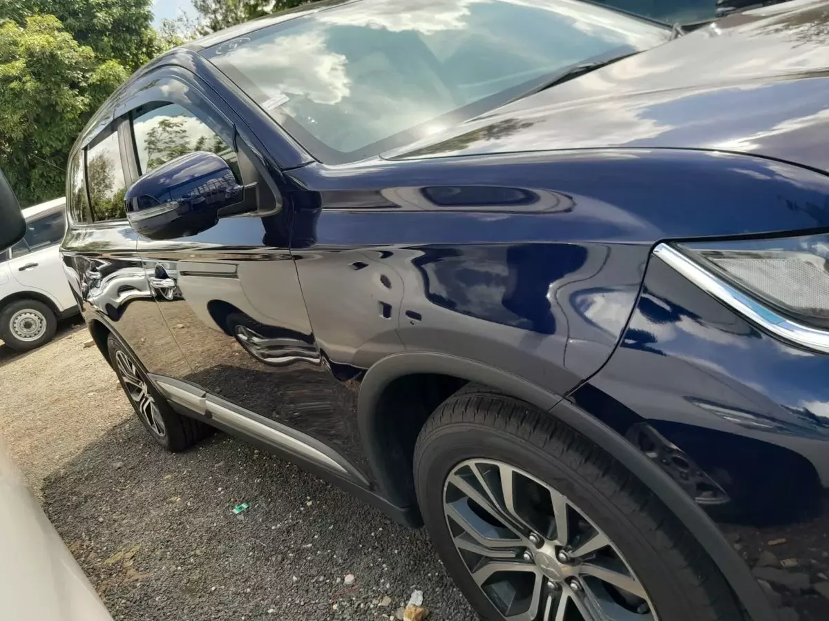 car Left