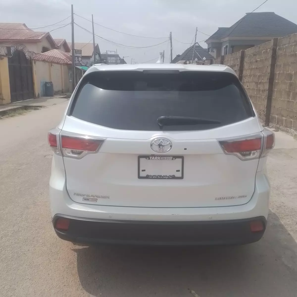 car Right Back