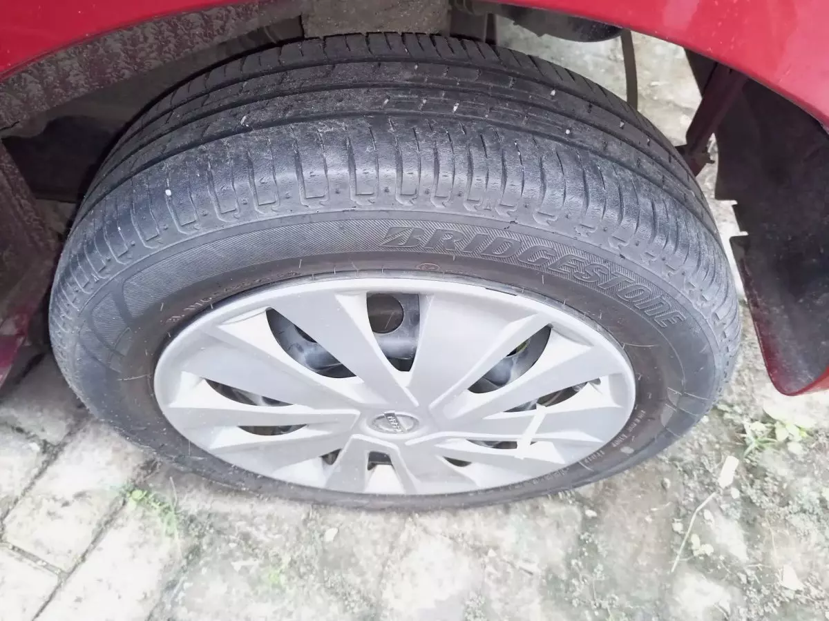 tyre0