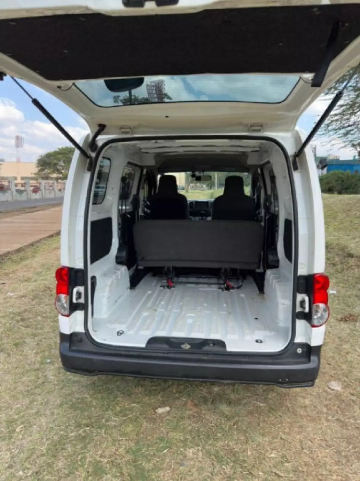 interiorBack