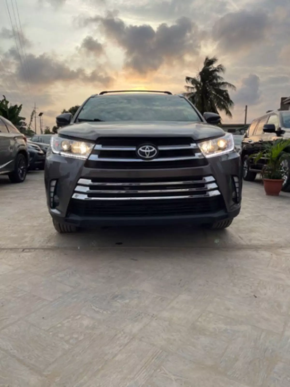 Toyota Highlander - 2015