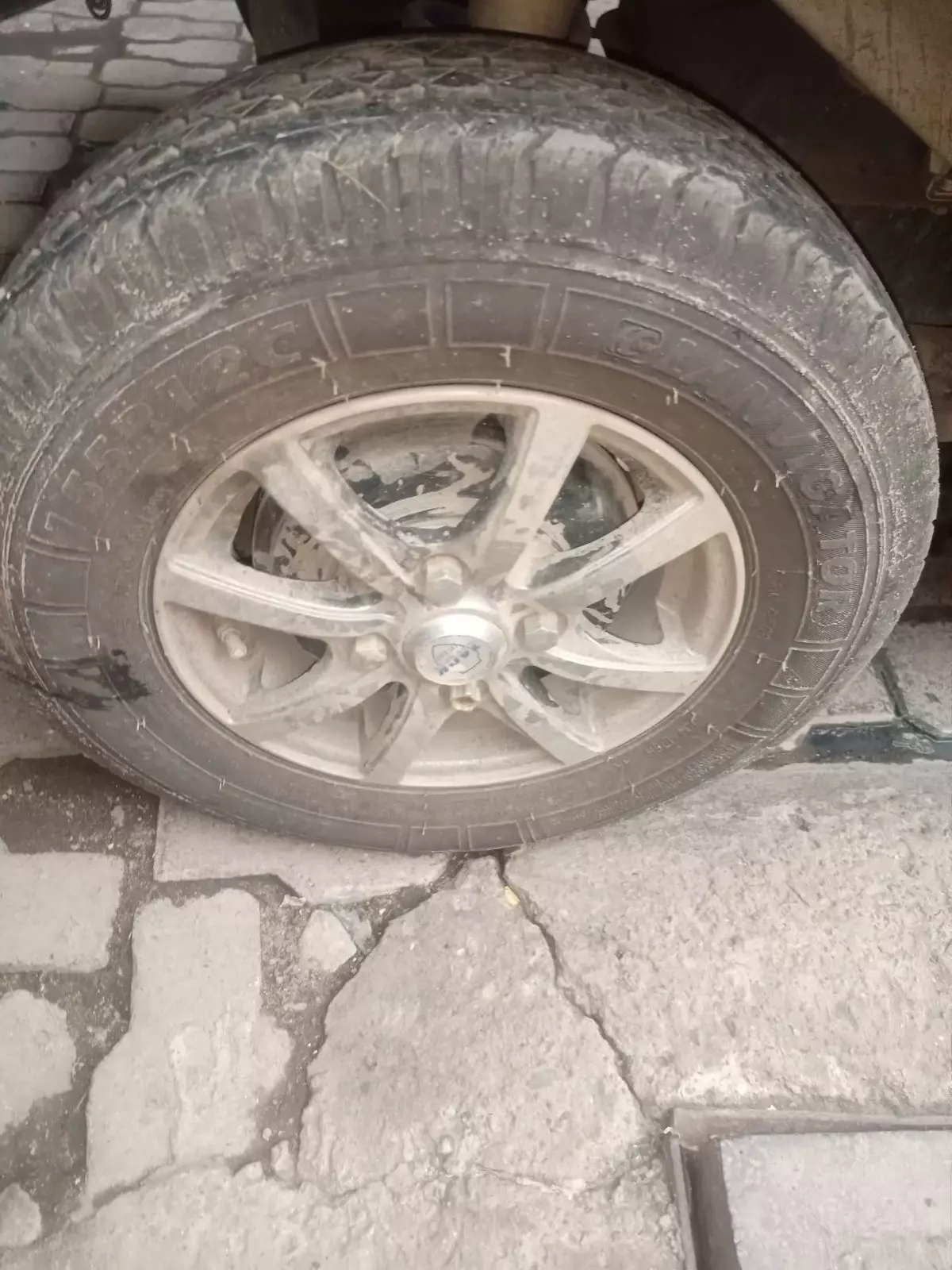 tyre0
