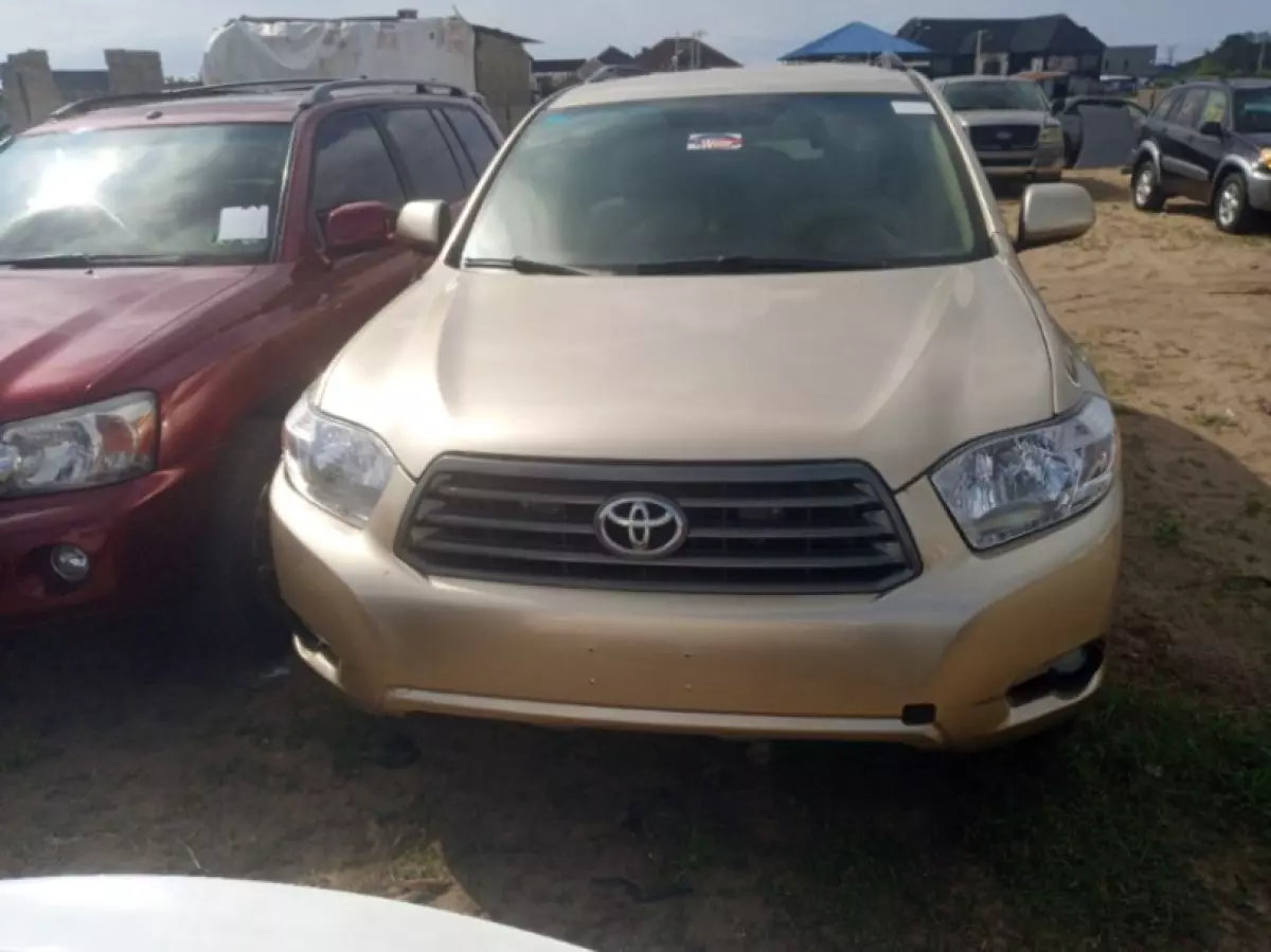 Toyota Highlander - 2009