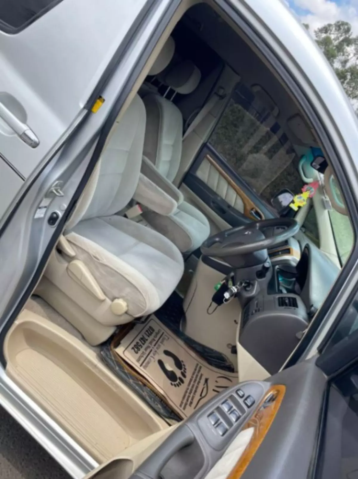 interiorBack