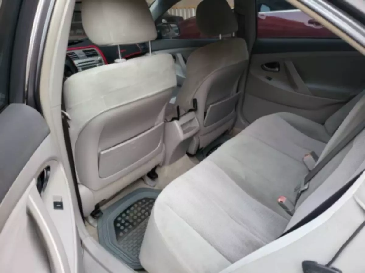 interiorBack