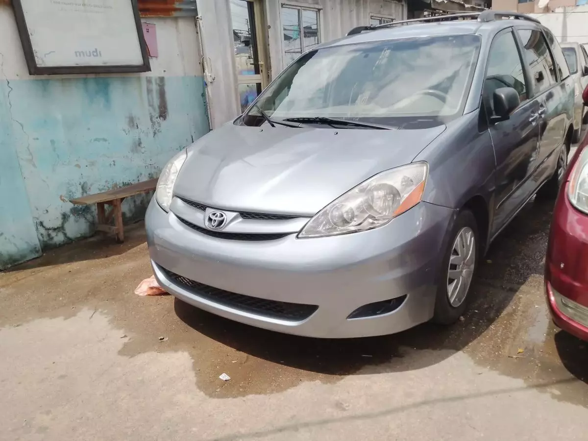 car Left Front