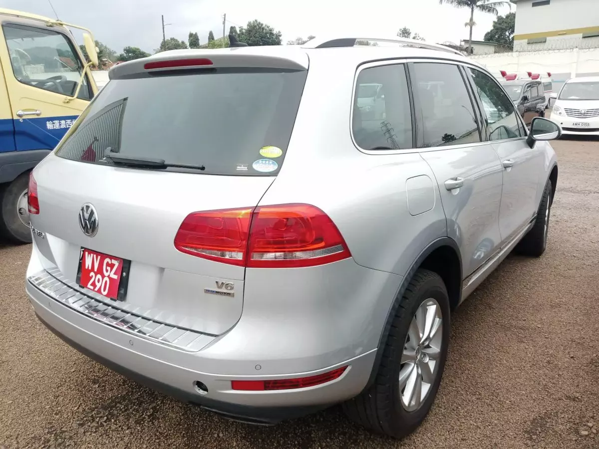 car Left