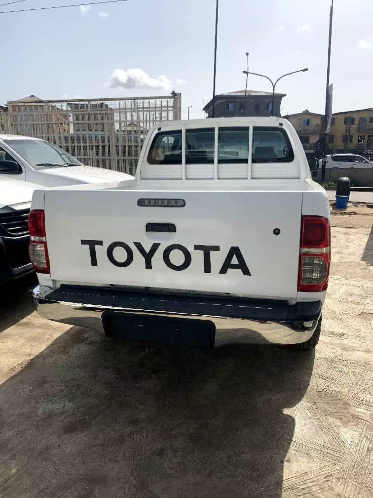 car Right Back