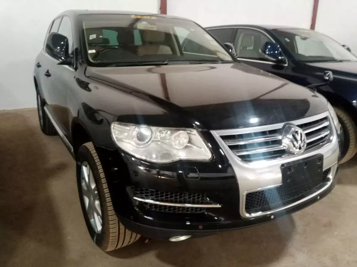 car Left Front