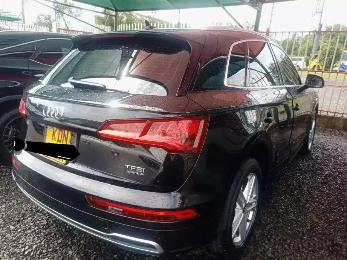 car Right Back