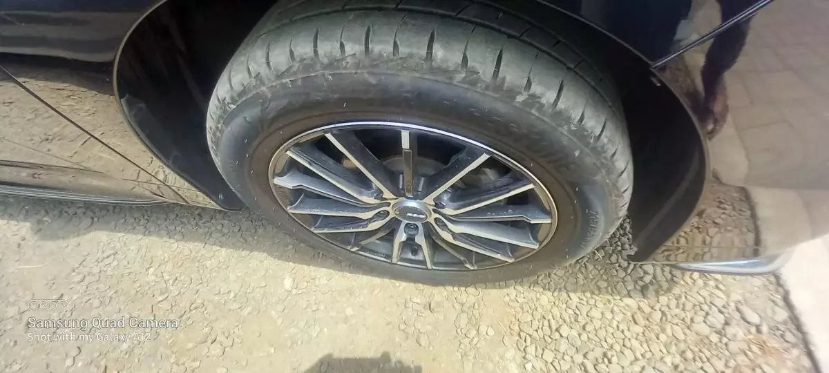 tyre0