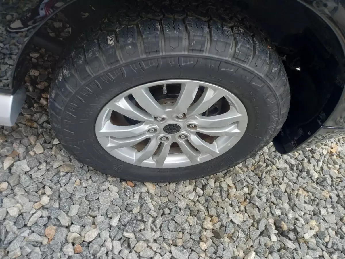 tyre2
