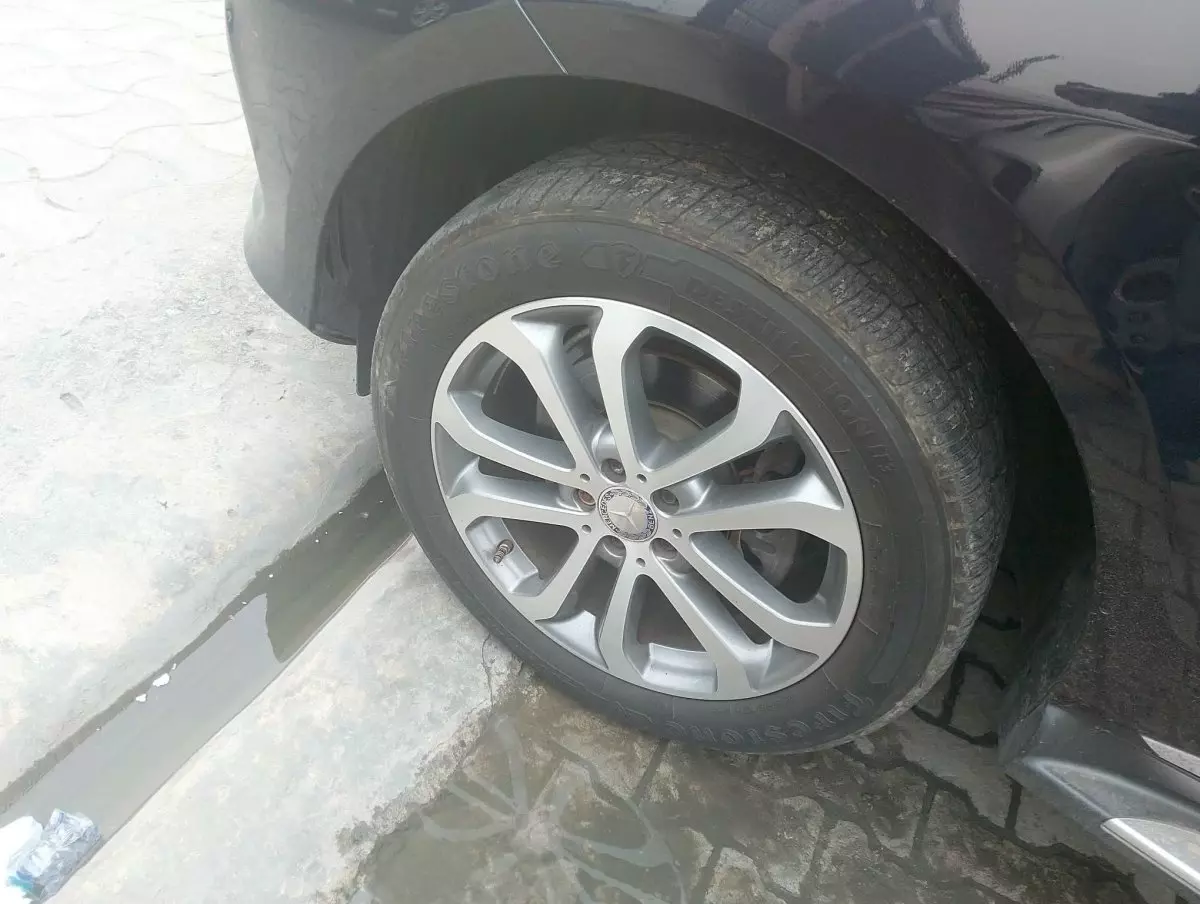 tyre3