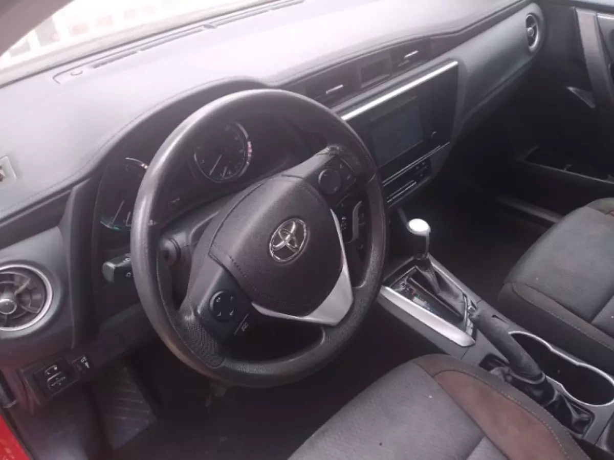 interiorFront