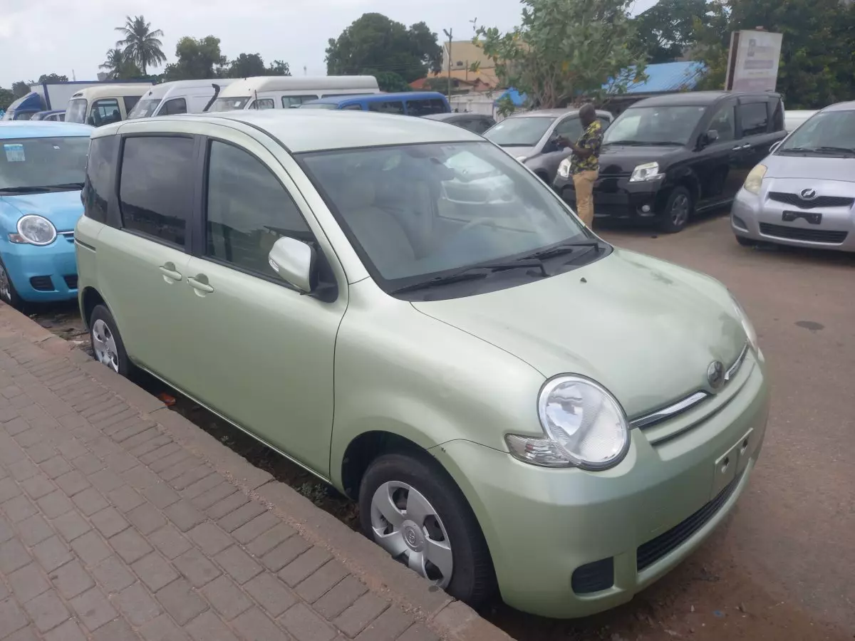 car Left Front