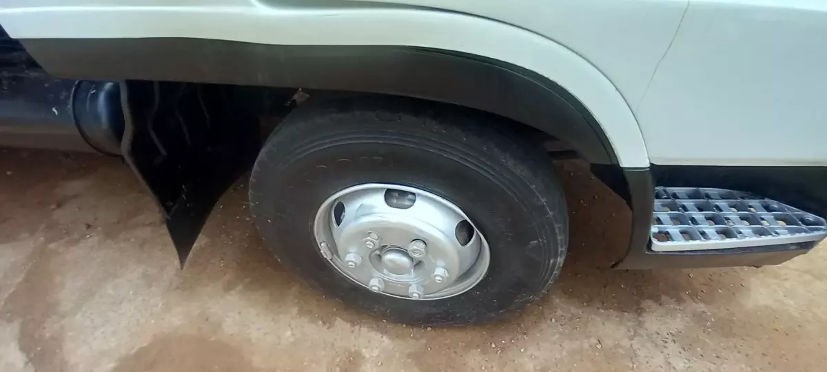 tyre2