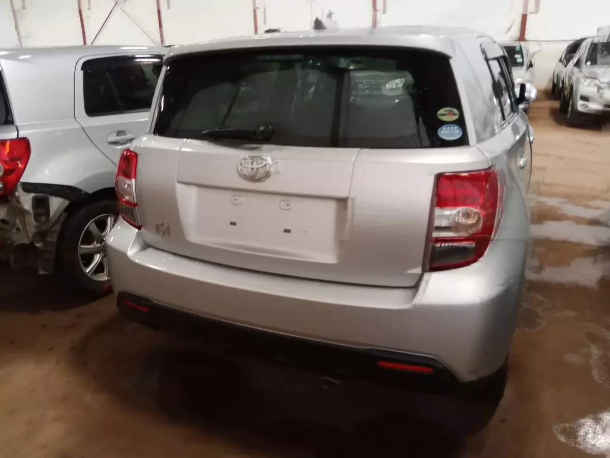 car Back