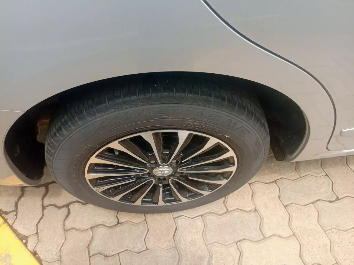 tyre3