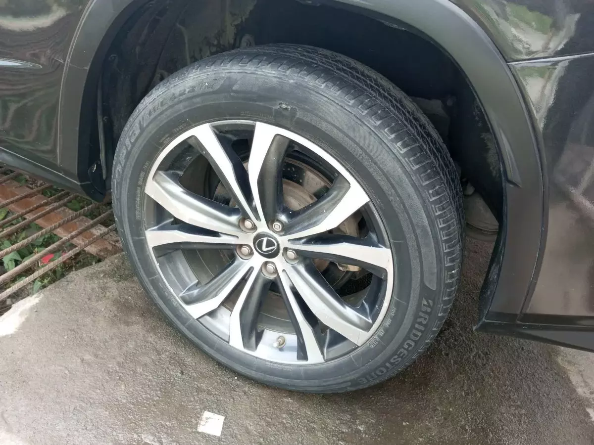 tyre1