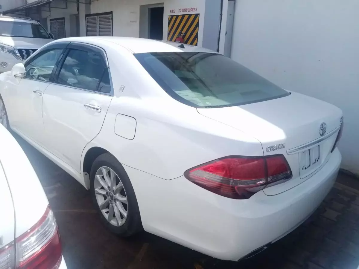 car Right Back