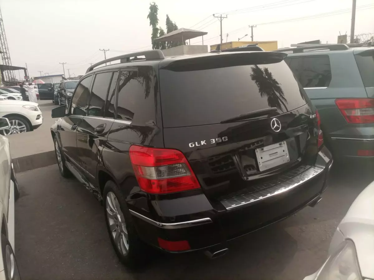 car Back