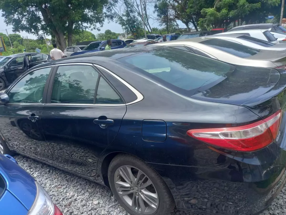 car Left