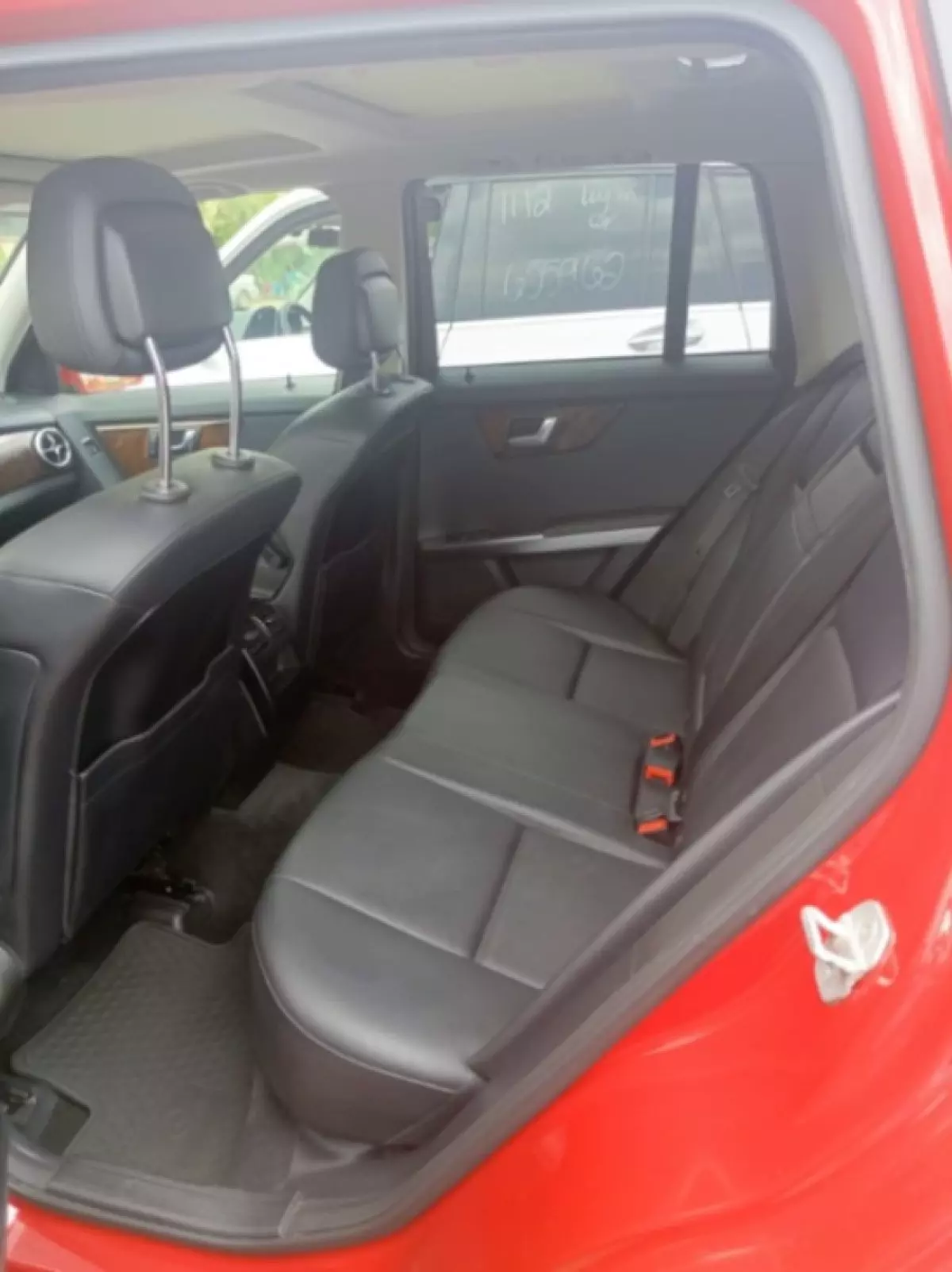 interiorBack