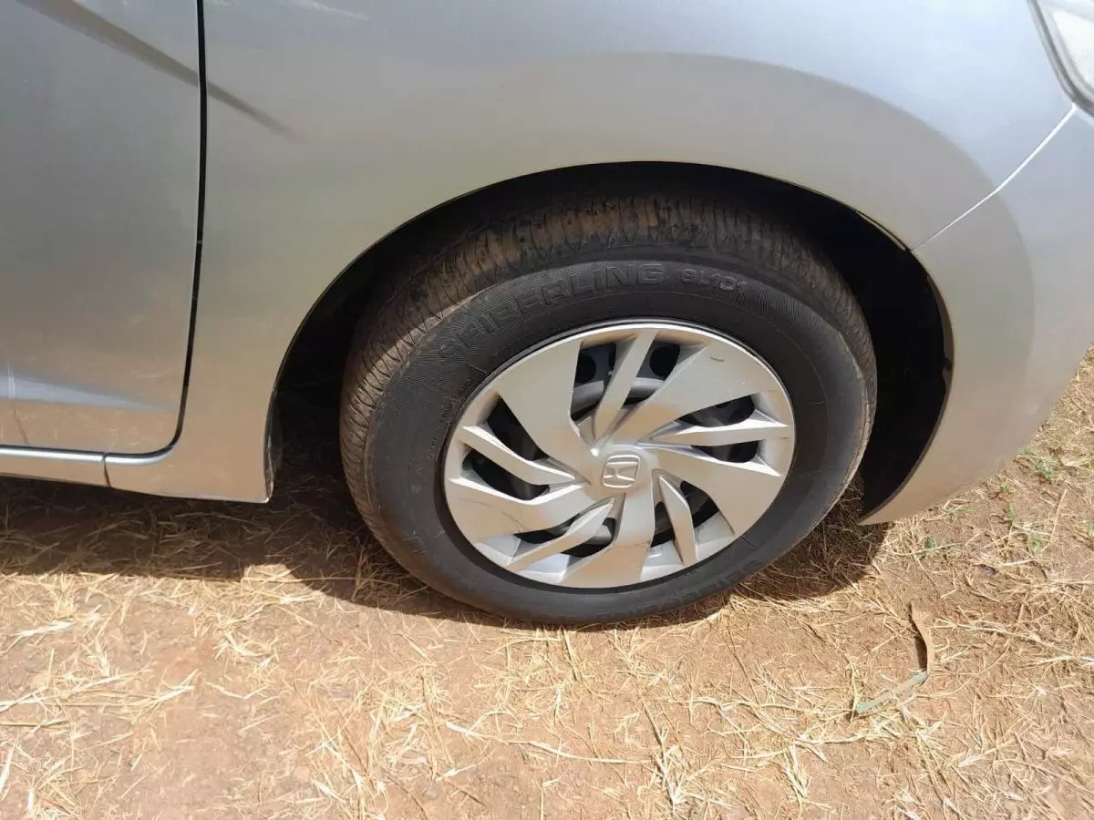 tyre2