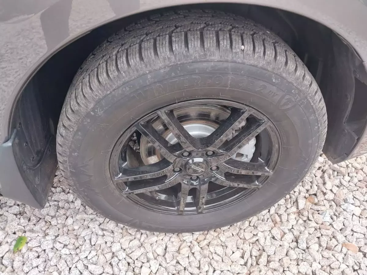 tyre2