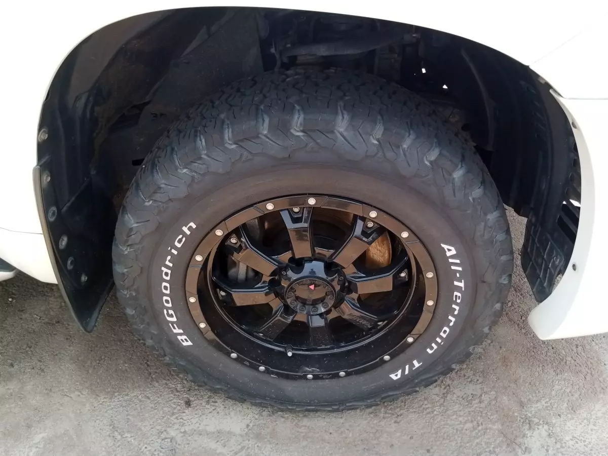 tyre2