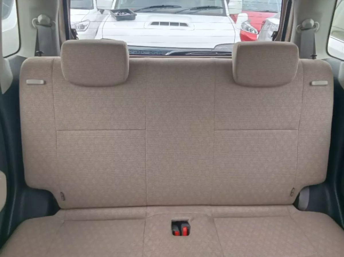 interiorBack