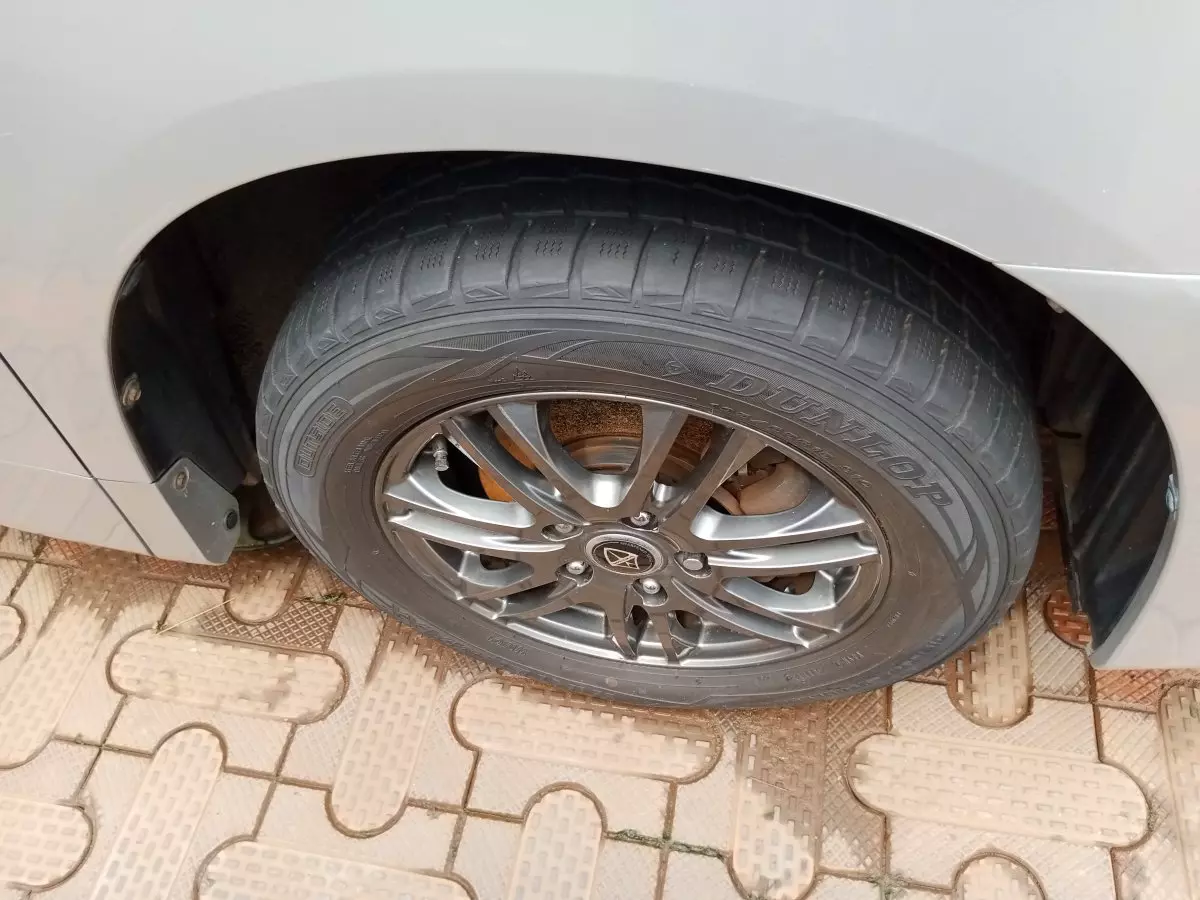 tyre2