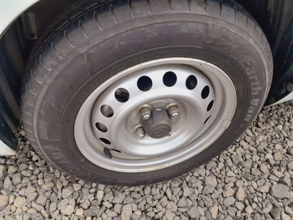 tyre2
