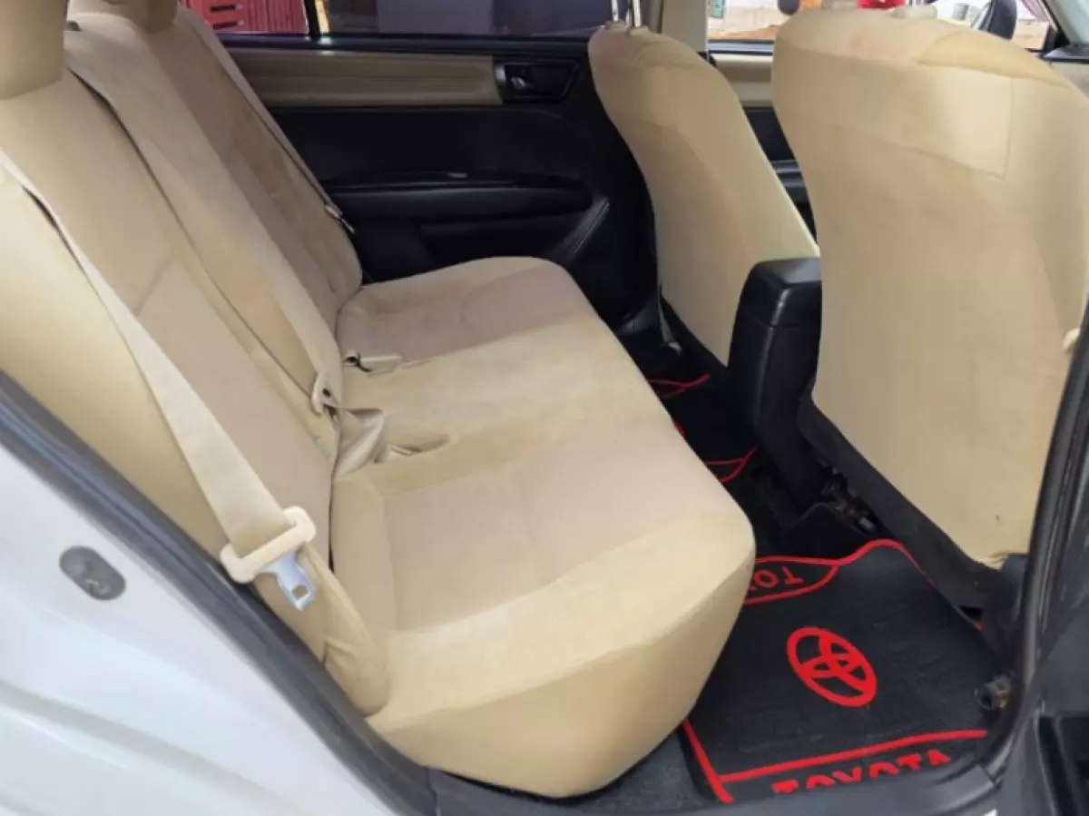 interiorBack