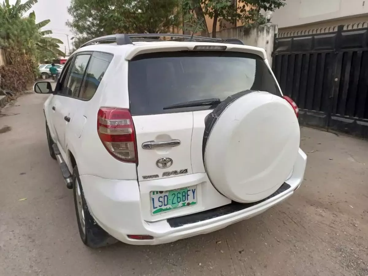 car Back