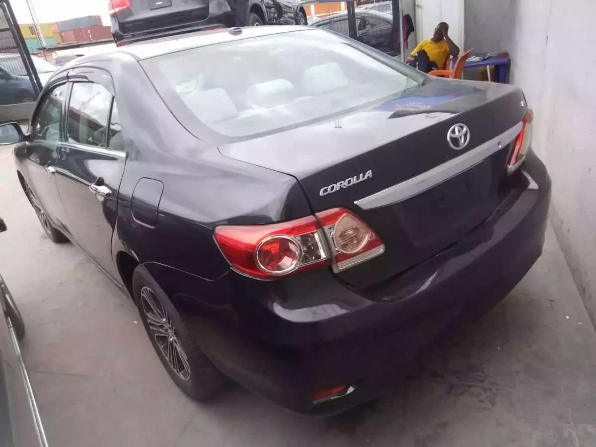 Car Left Back
