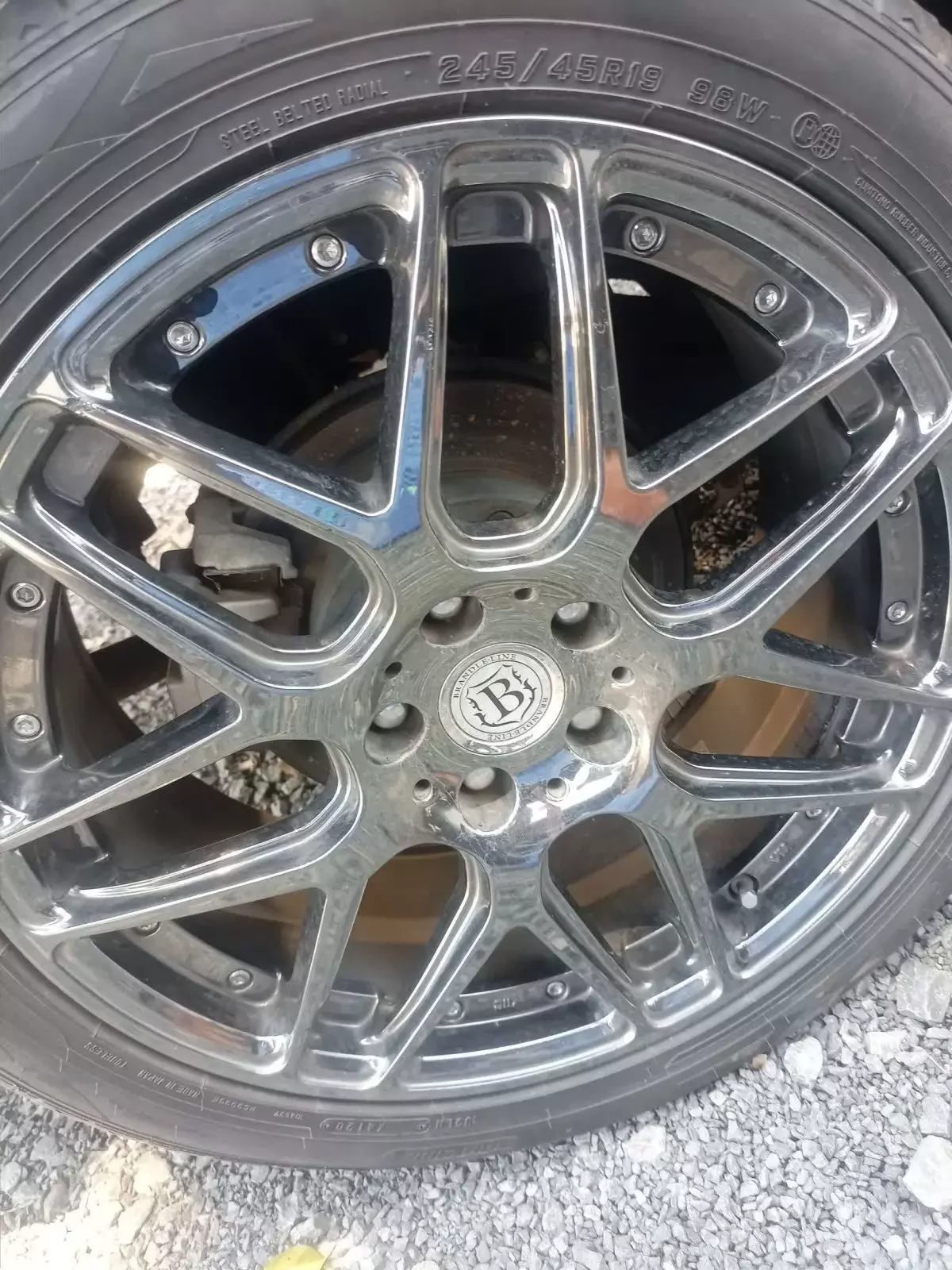tyre1