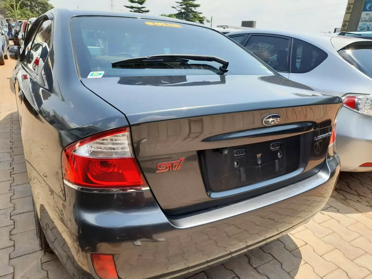 car Right Back