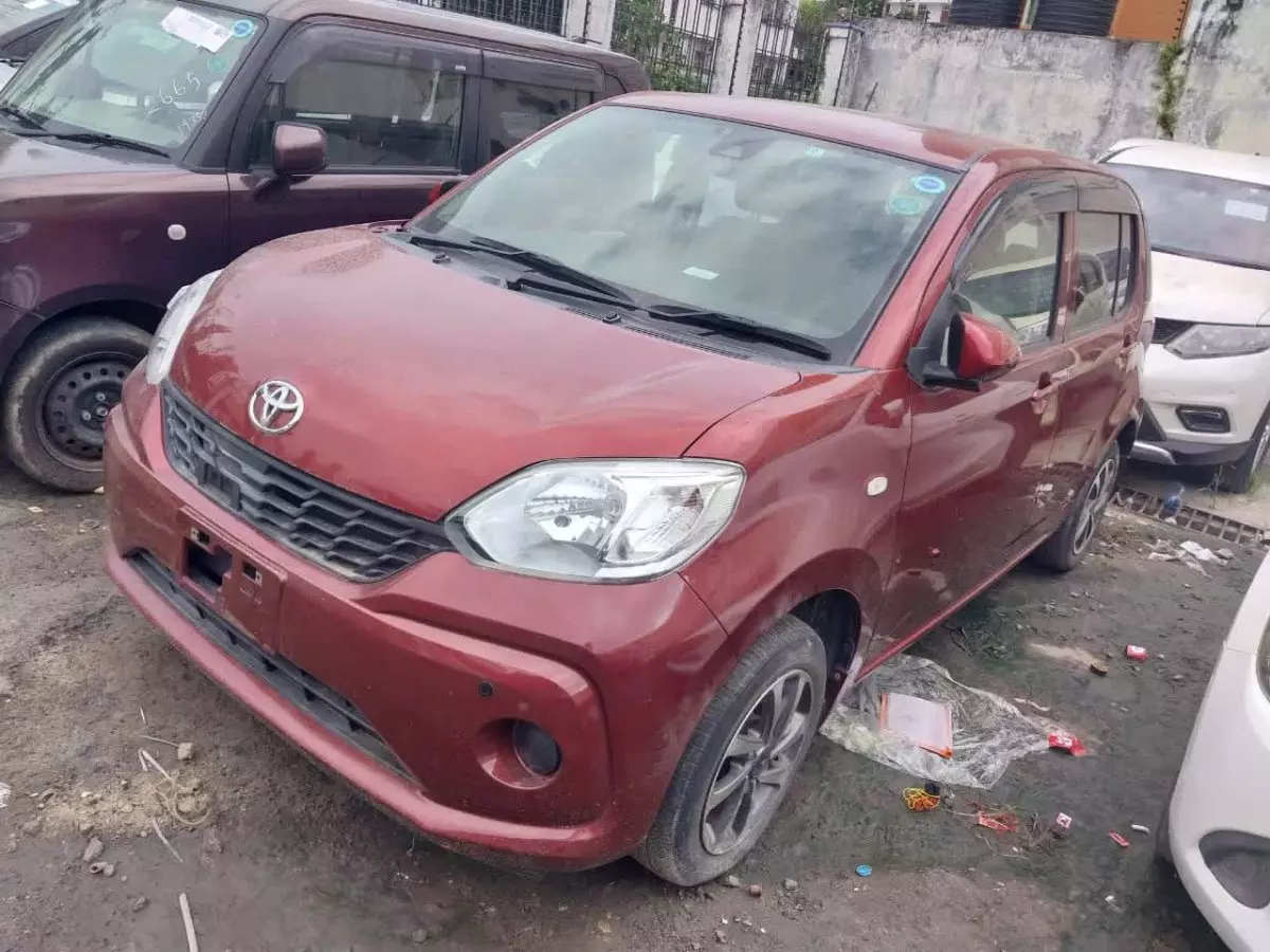 car Left Front