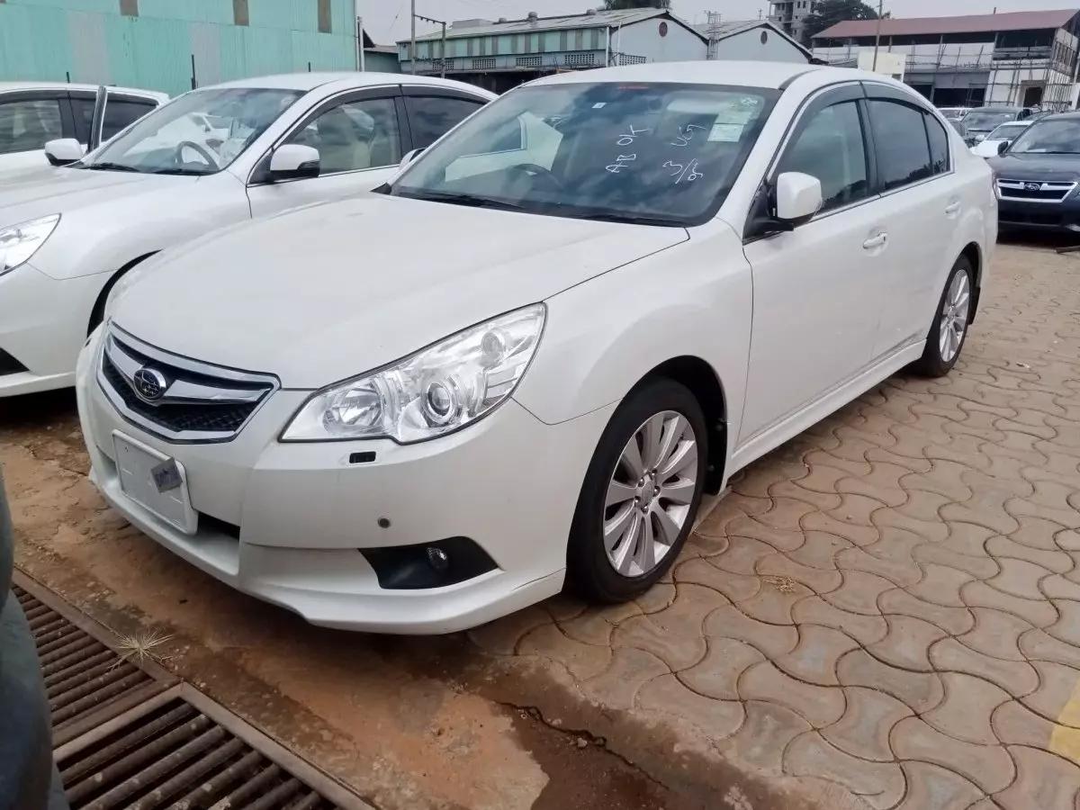 car Right Back