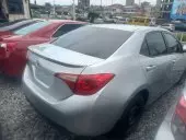 car Right Back
