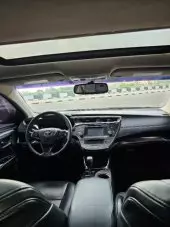 interiorFront