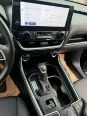 interiorFront
