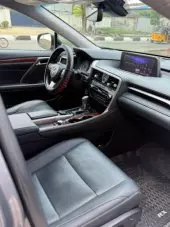 interiorBack