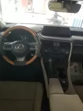 interiorFront