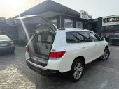 car Right Back