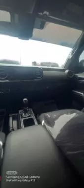 interiorFront