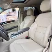 interiorBack