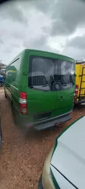 car Right Back
